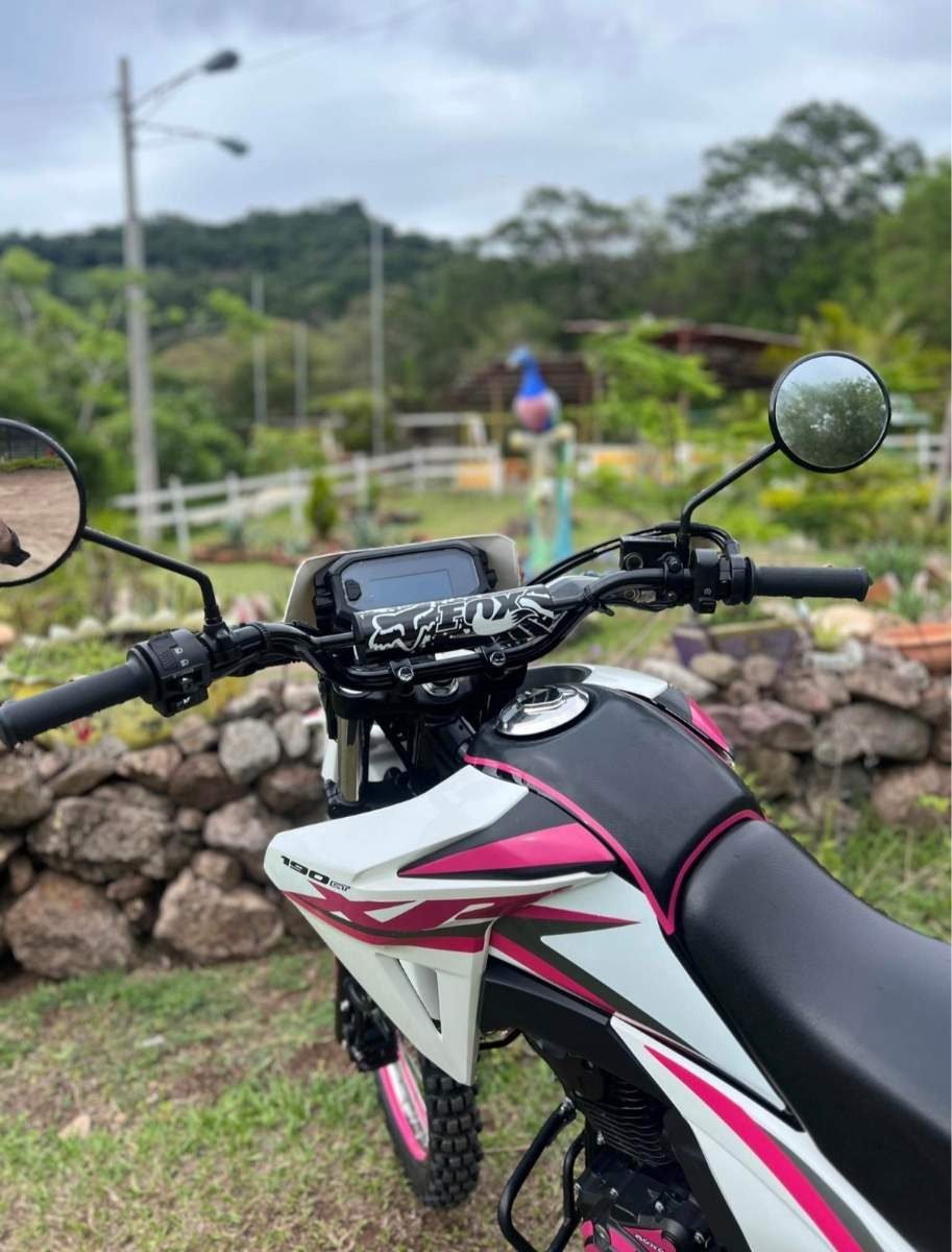 HONDA XR190L 2026 - foto 4