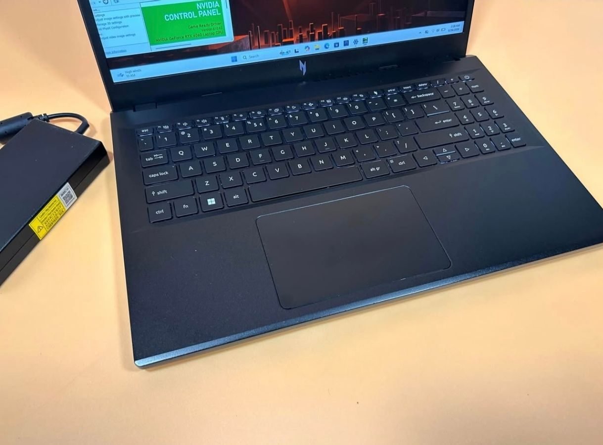 Acer Nitro V15 / 4060 / i7 - foto 5