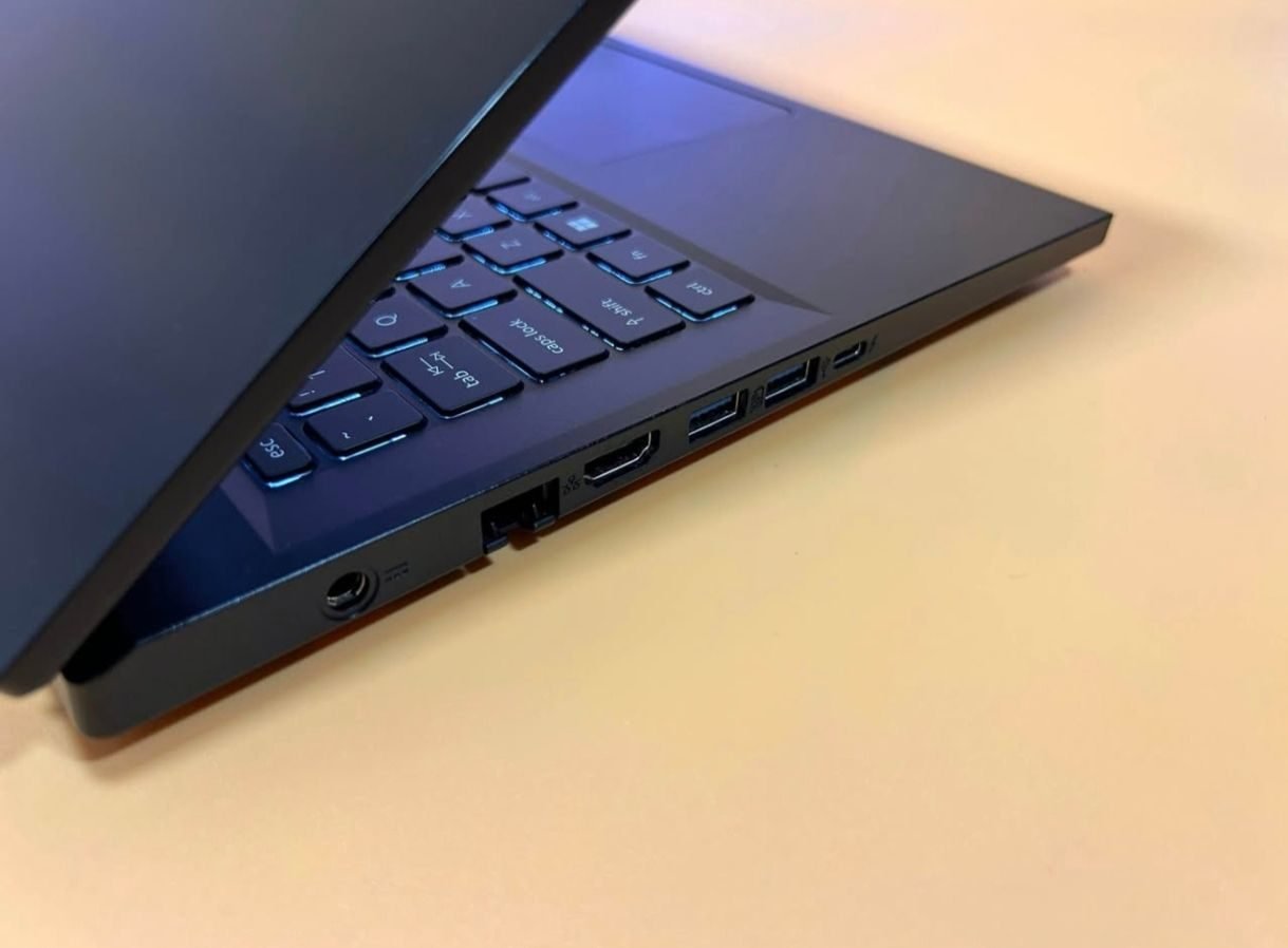 Acer Nitro V15 / 4060 / i7 - foto 7