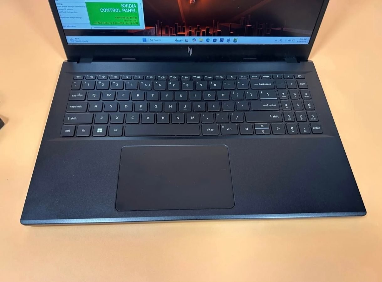 Acer Nitro V15 / 4060 / i7 - foto 8