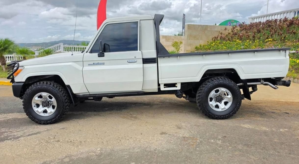 Toyota LAND CRUISER PICK UP 2021 - foto 6