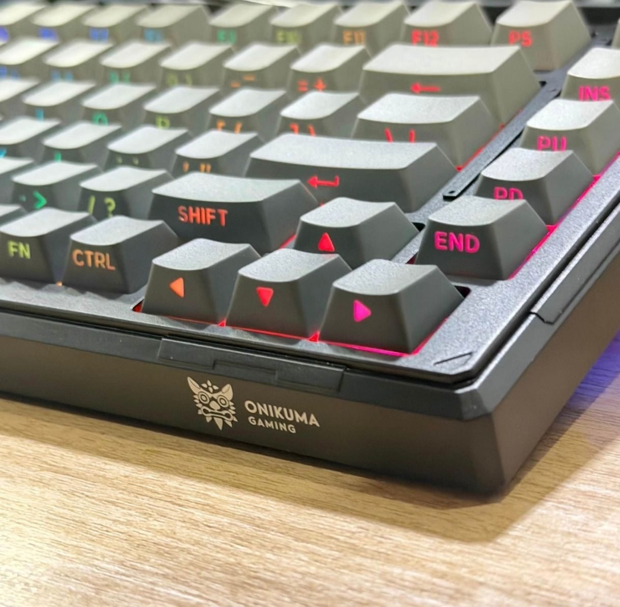 Teclado Gamer Mecánico ONIKUMA RGB - foto 3