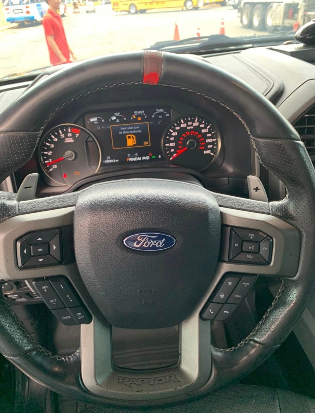 FORD F-150 RAPTOR - foto 3