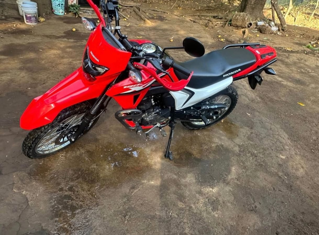 Honda xr 190L 2026 - foto 7