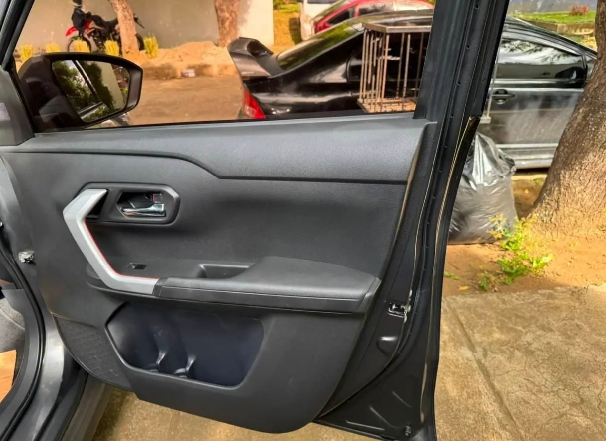 Vendo Toyota Raize 2024 - foto 8
