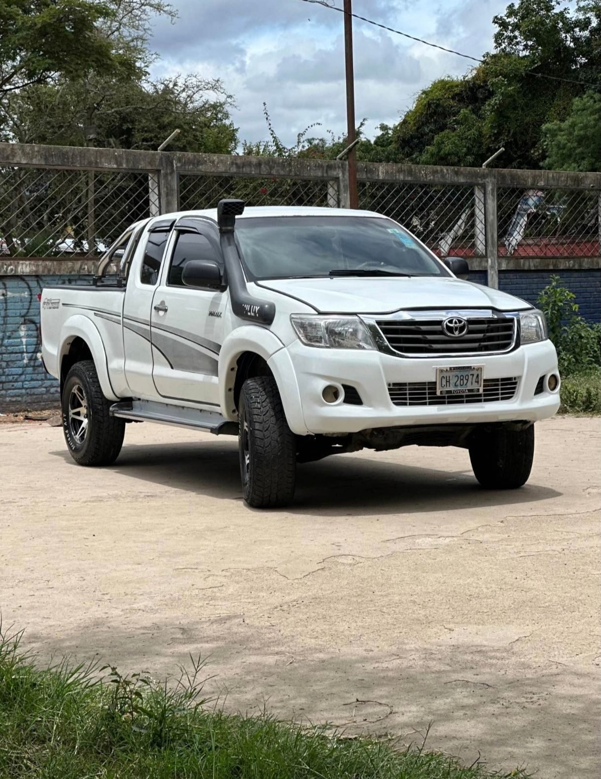 Toyota Hilux Vigo - foto 4