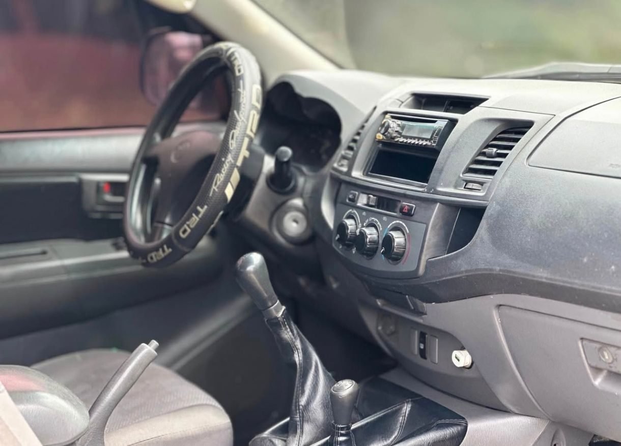 Toyota Hilux Vigo - foto 6