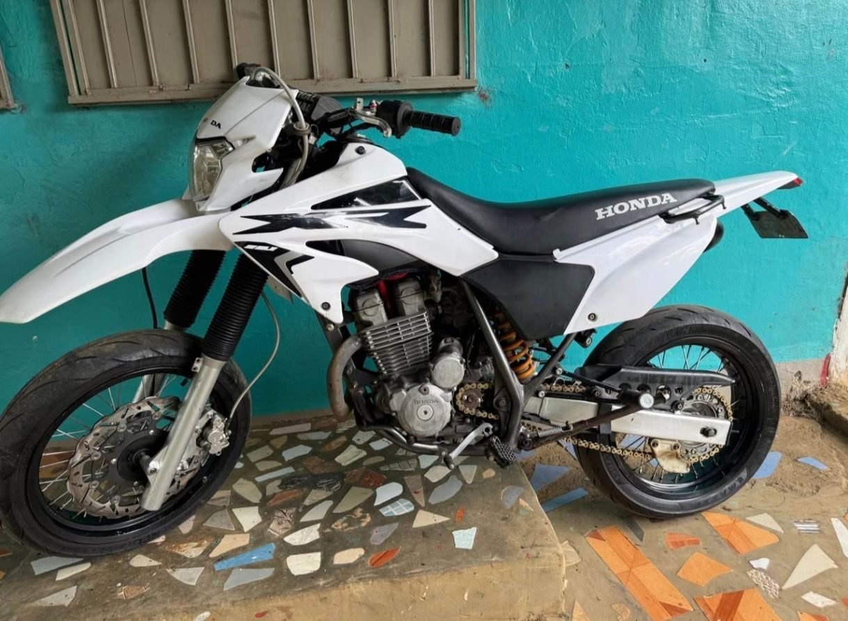 honda XR tornado 250cc - foto 2