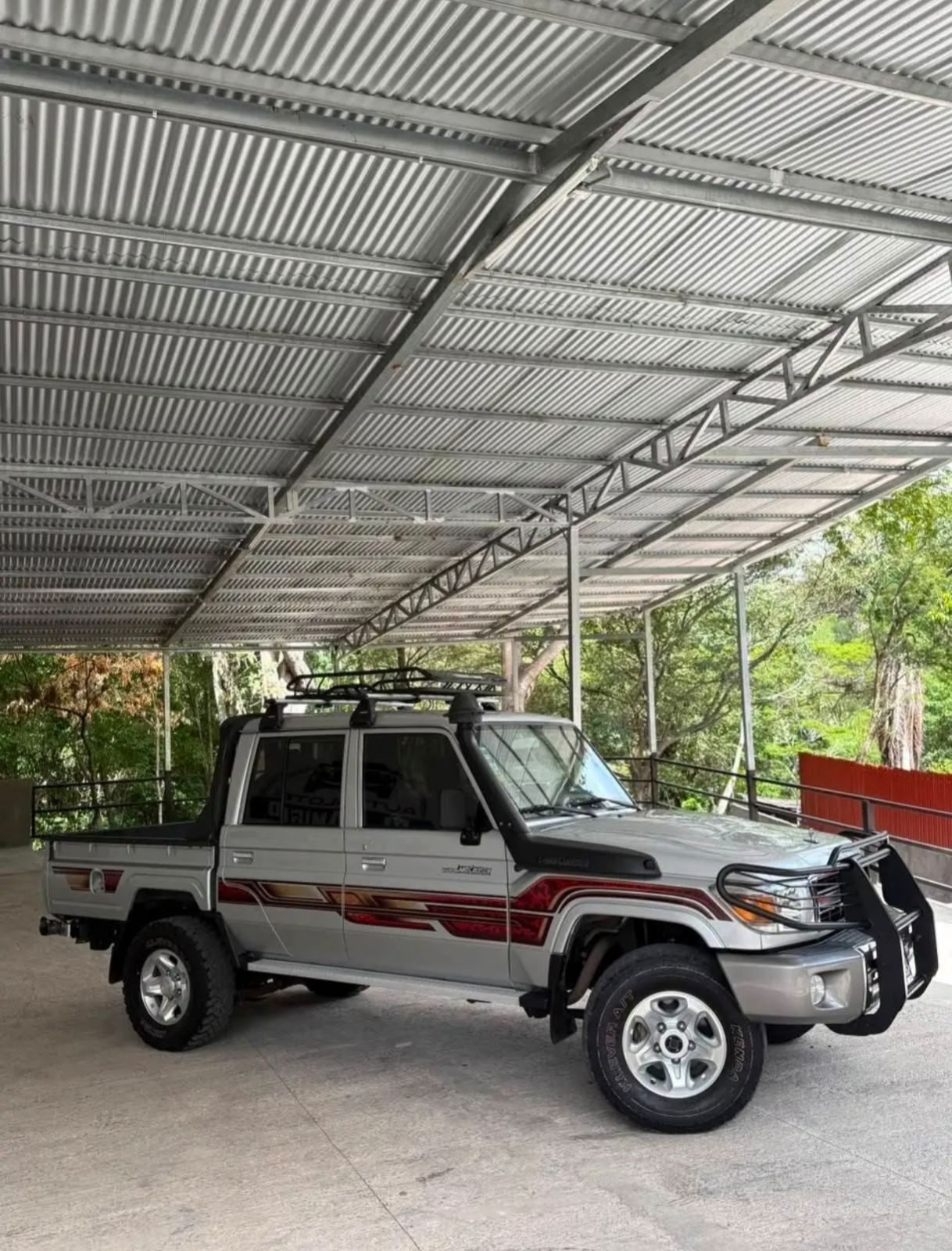 Toyota Land Cruiser 2022 - foto 4