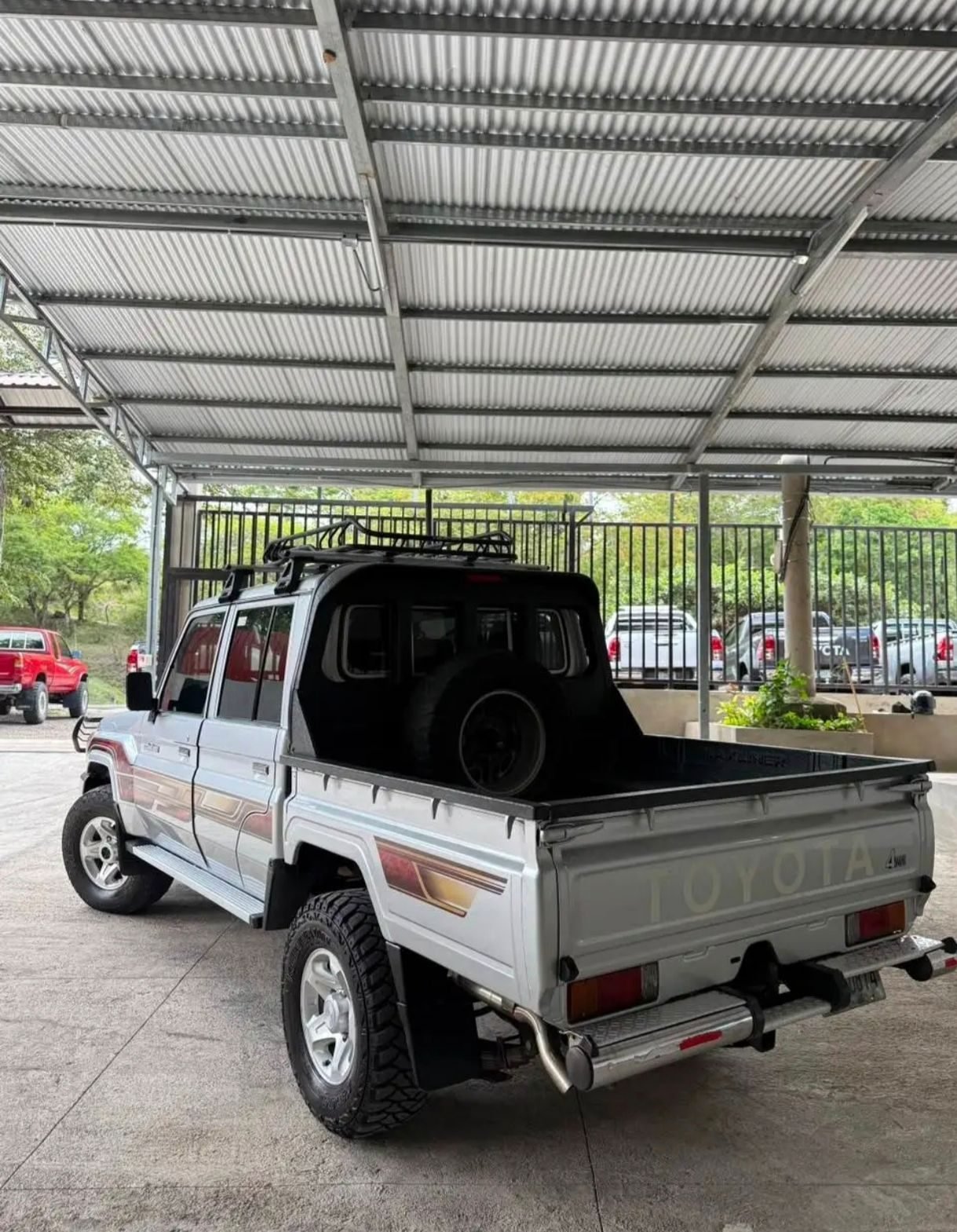 Toyota Land Cruiser 2022 - foto 5