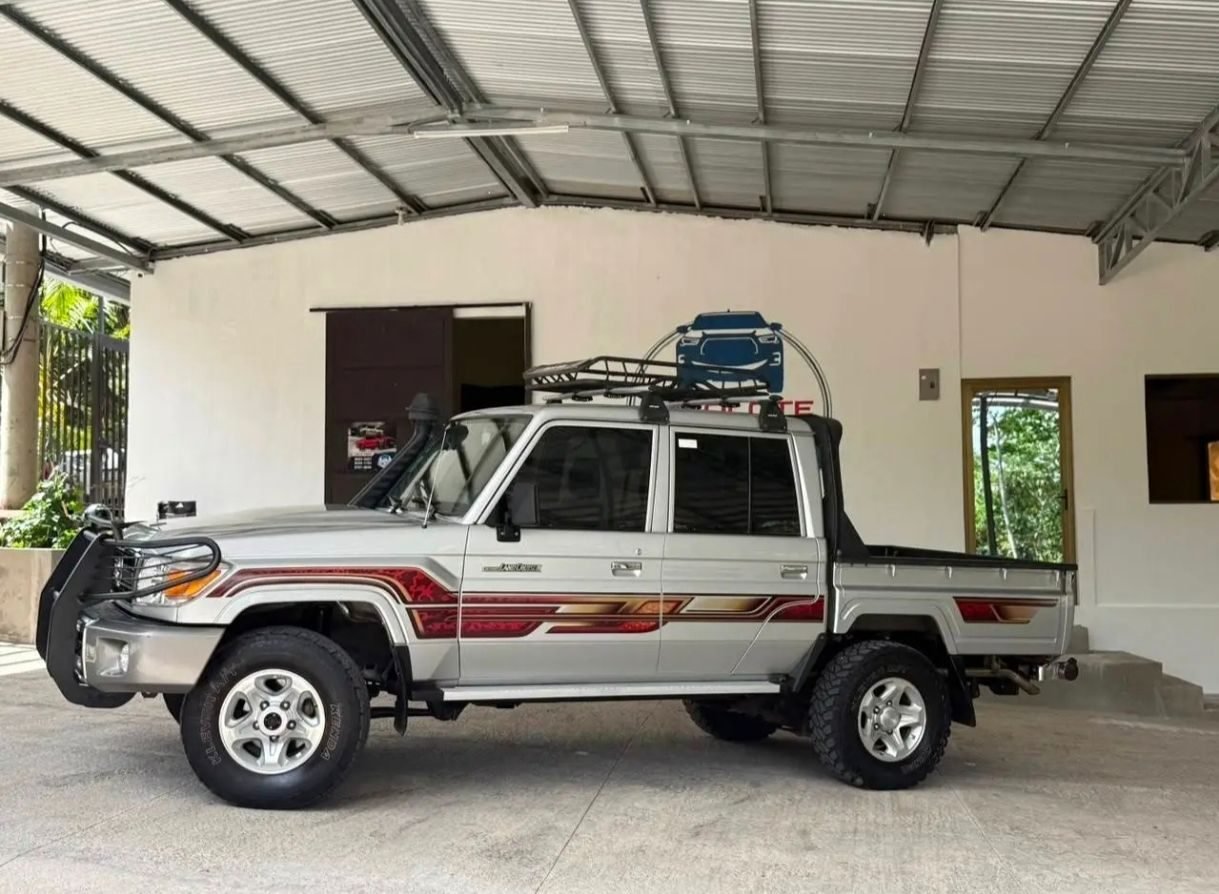 Toyota Land Cruiser 2022 - foto 9