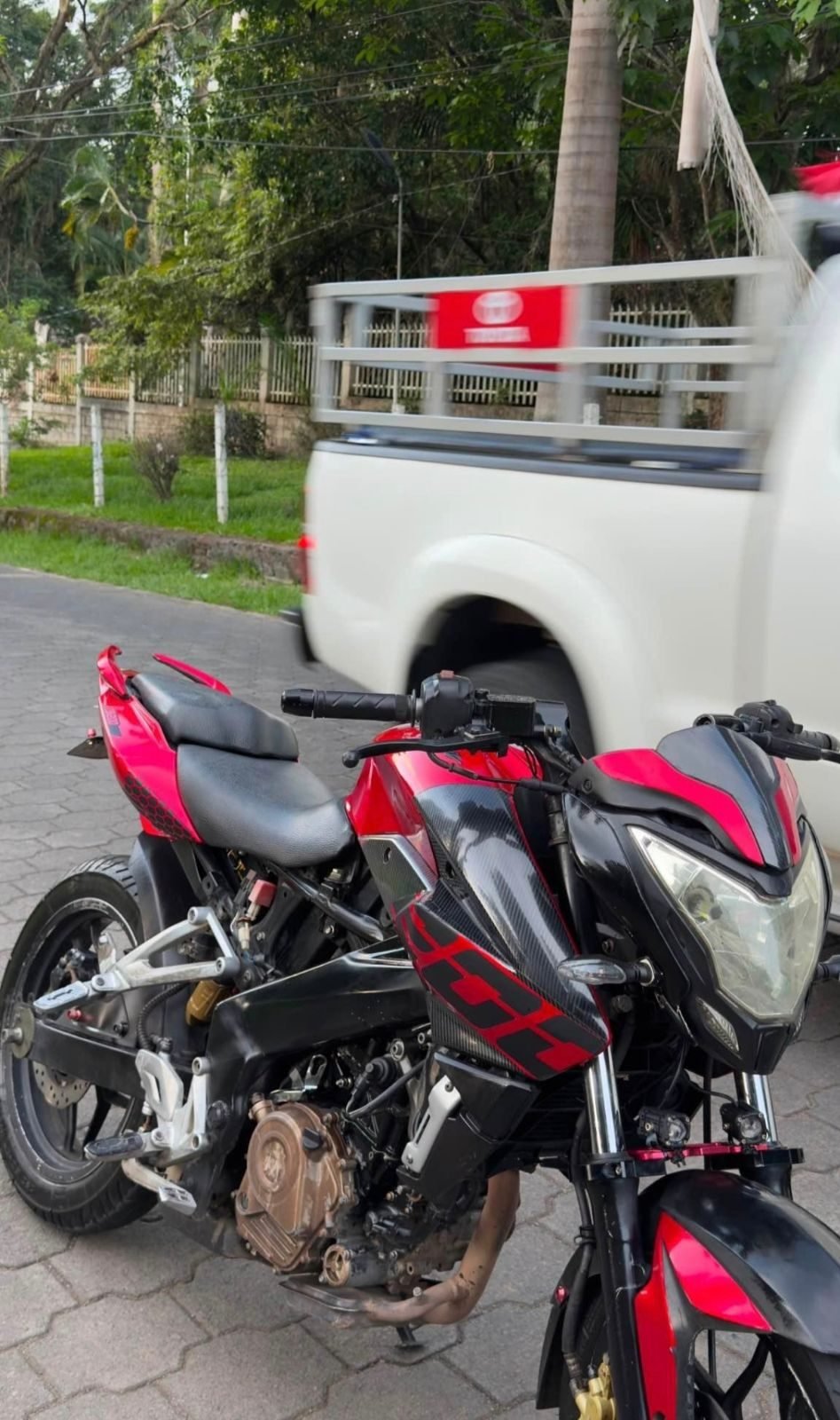 Pulsar NS 200 - foto 4