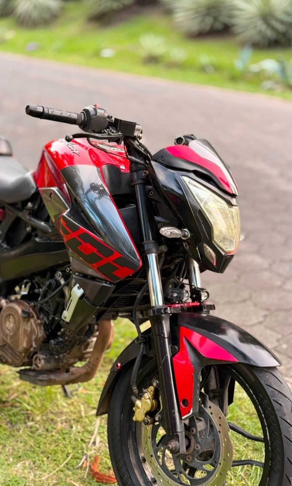 Pulsar NS 200 - foto 8