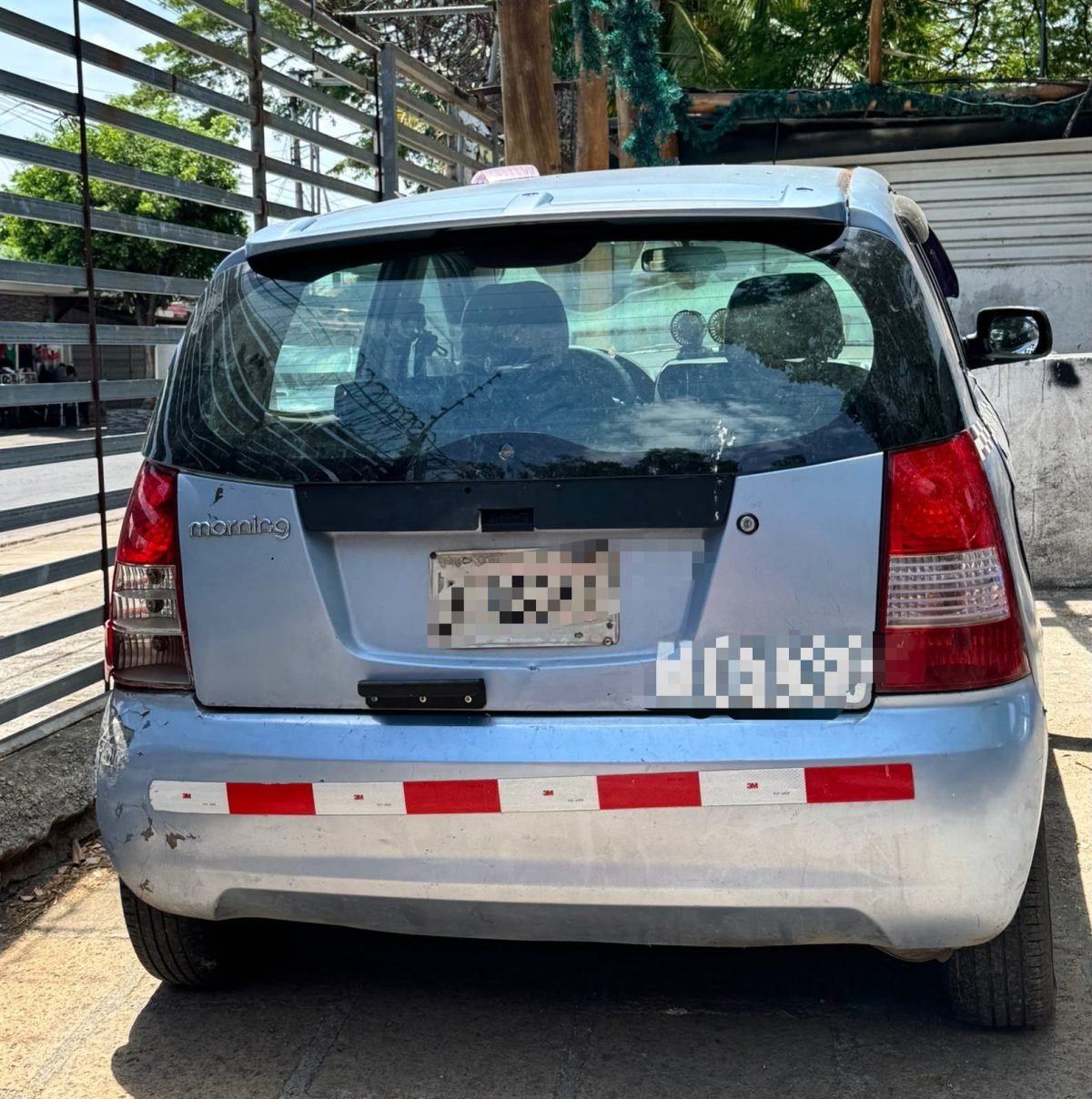 SE VENDE TAXI CON PLACAS - foto 2