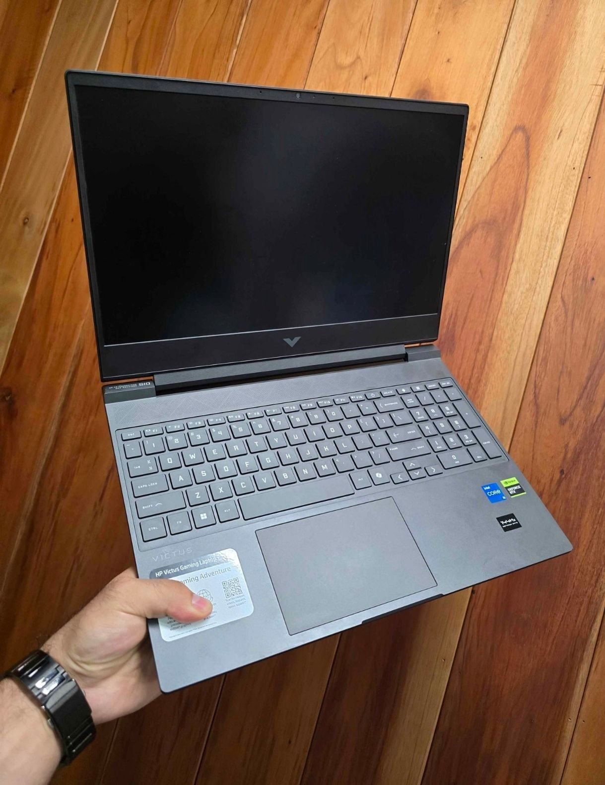 HP VICTUS GAMING – SEMINUEVA - foto 2