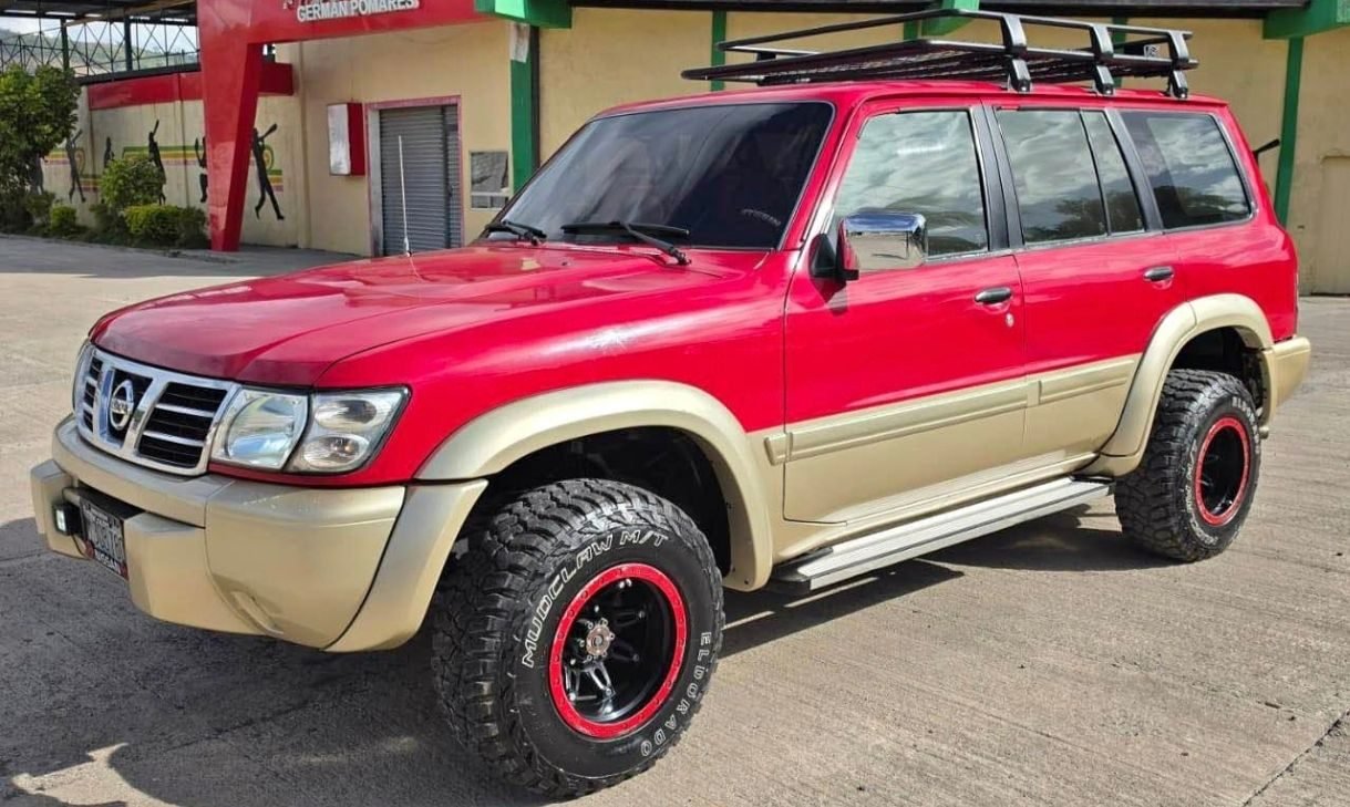 VENDO NISSAN PATROL AÑO 99 MOTOR TD,42 4x4 AIRE TODO SÚPER ORIGINAL