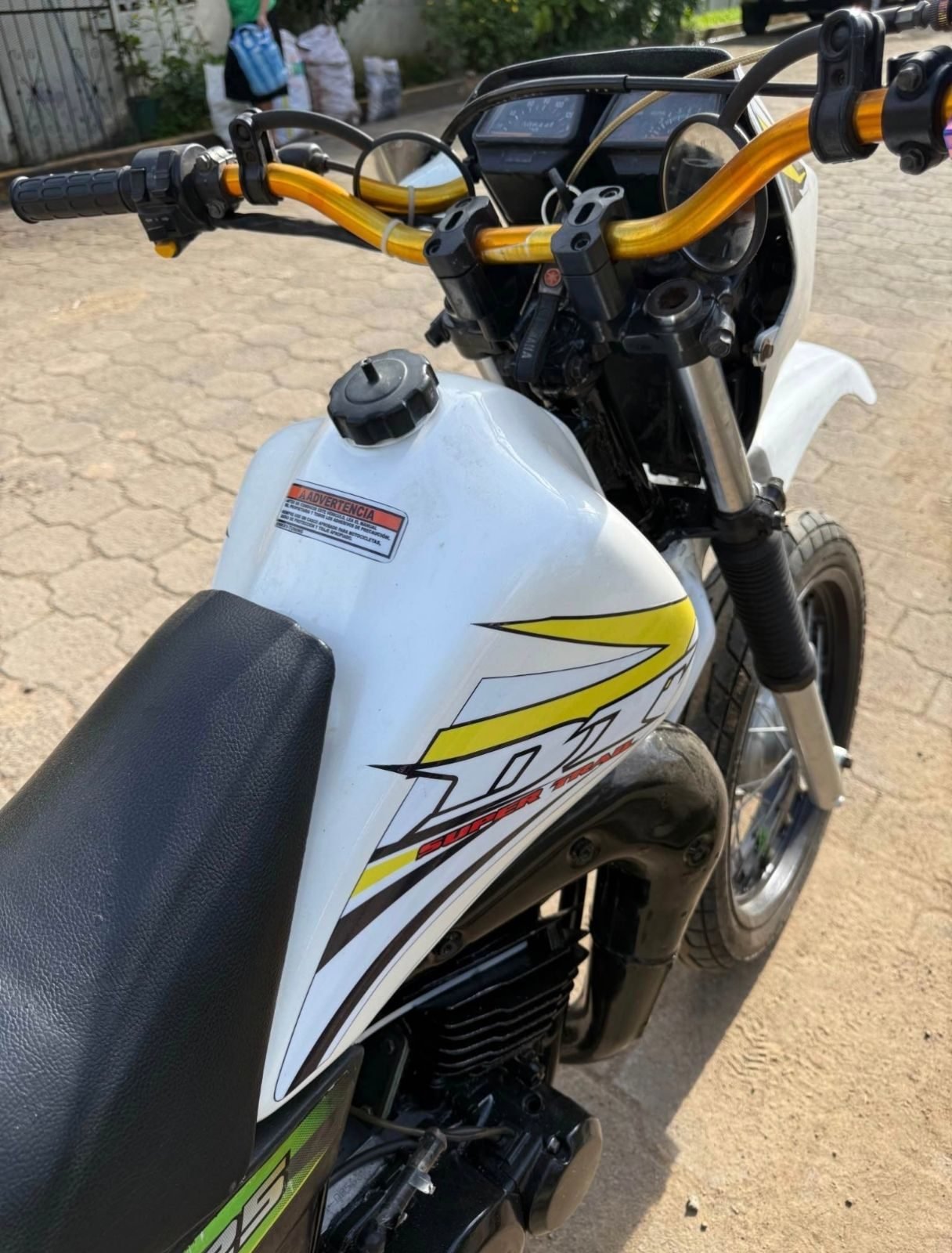 Yamaha Dt 125 año 2000 - foto 3