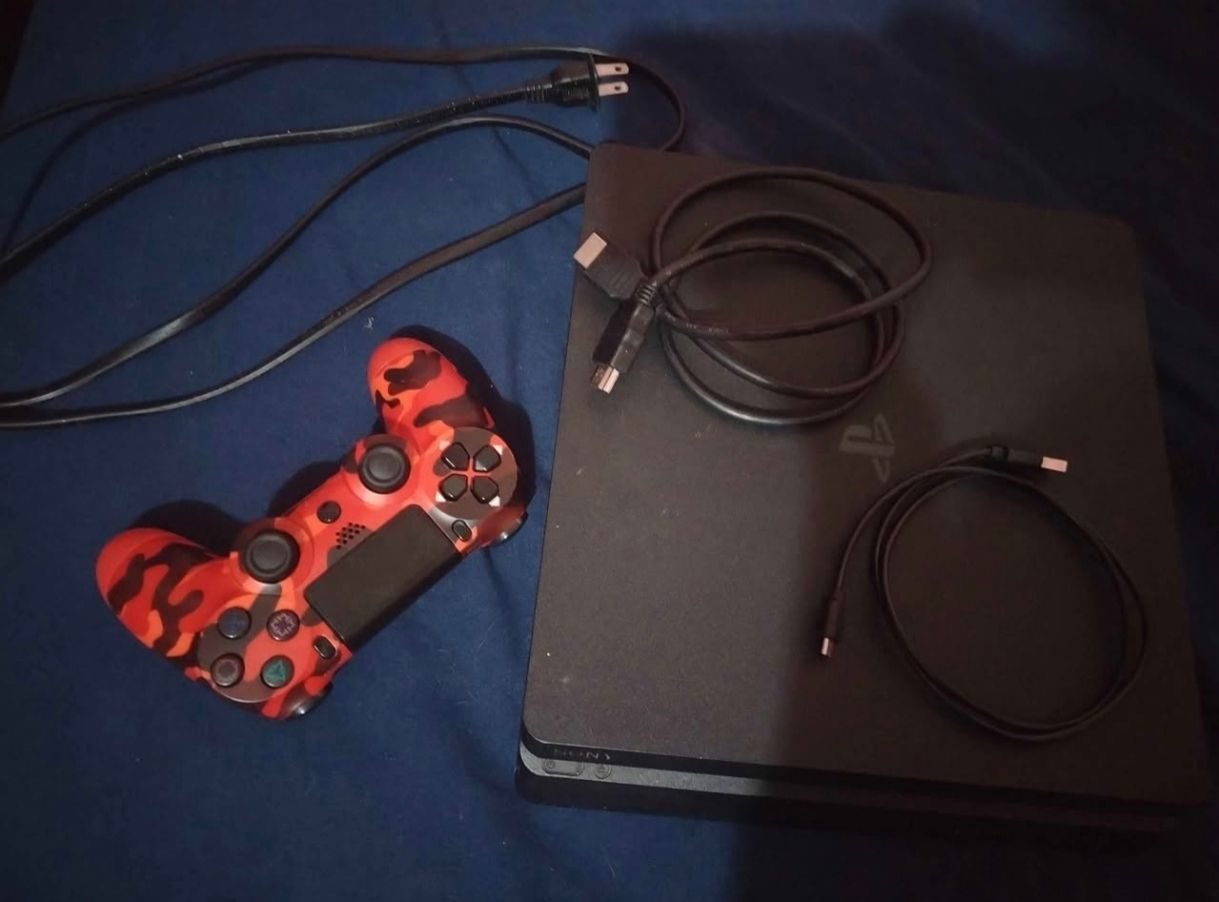 PlayStation 4 Slim 1 tb