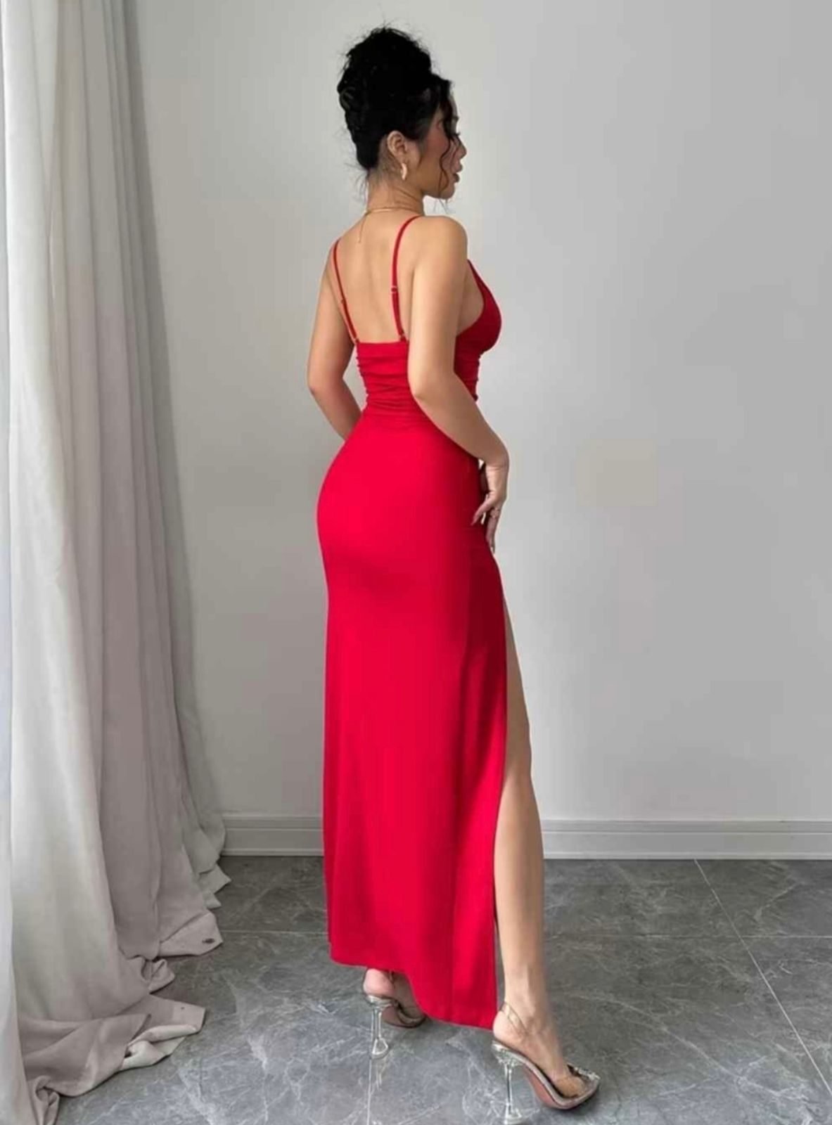 Vestido rojo - foto 2