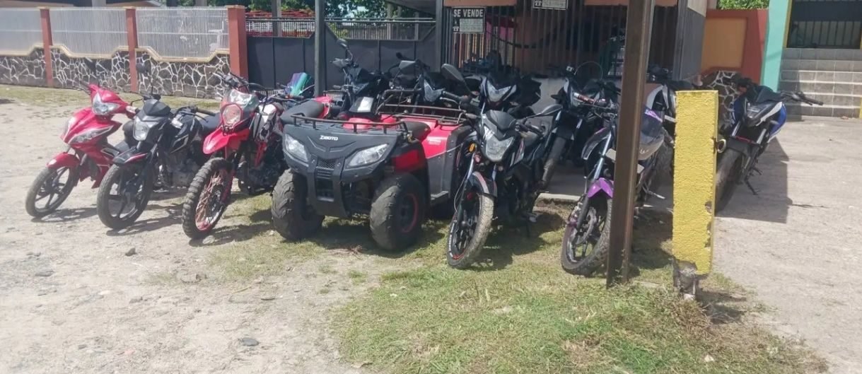Vendo motos  pulsar NS 200 - foto 2