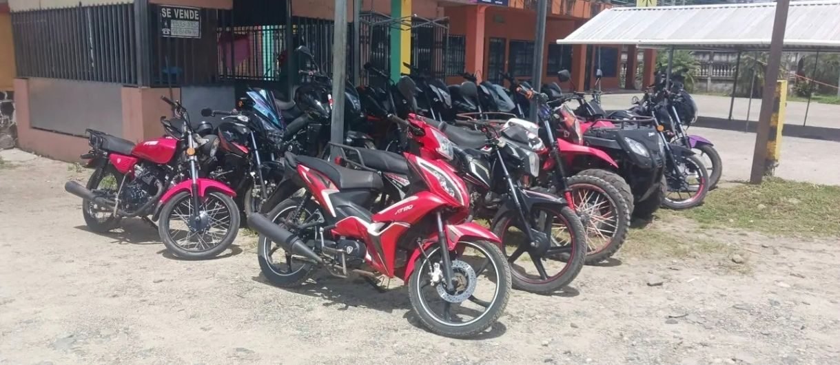 Vendo motos  pulsar NS 200 - foto 3