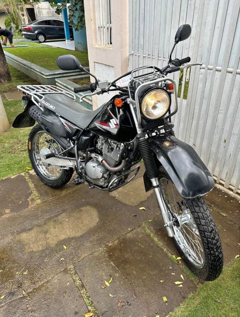 Suzuki Dr 200 SEL4 en Nicaragua