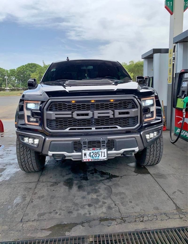 FORD F-150 RAPTOR