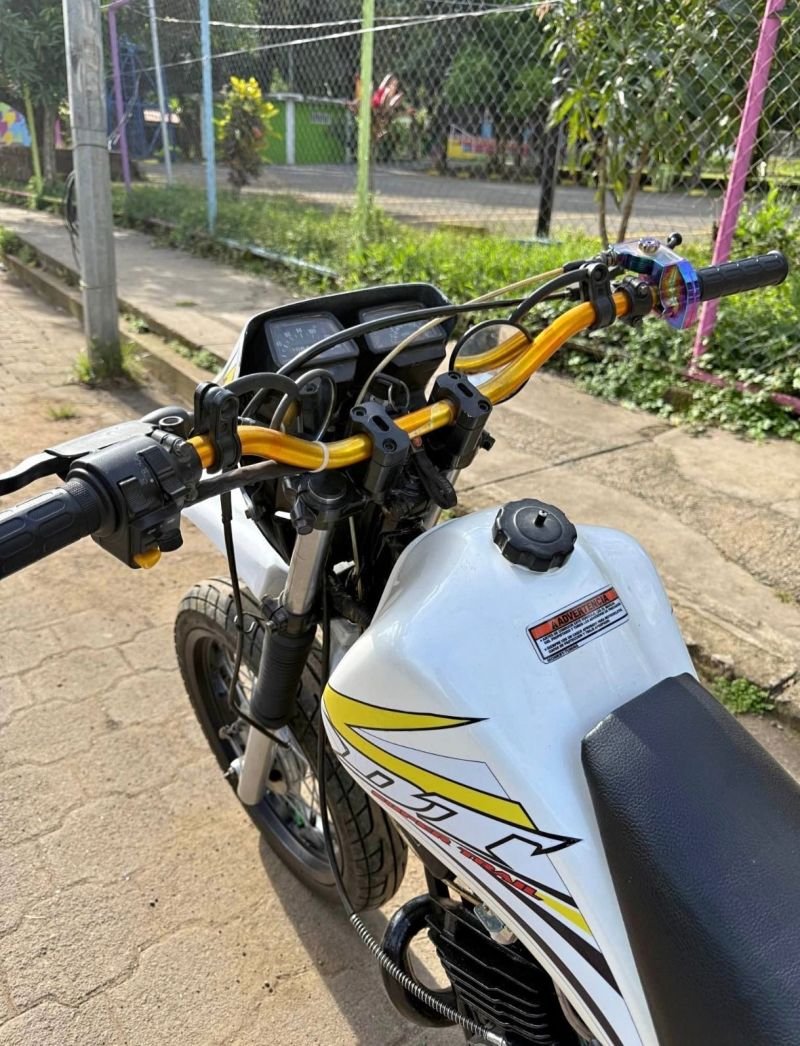 Yamaha Dt 125 año 2000