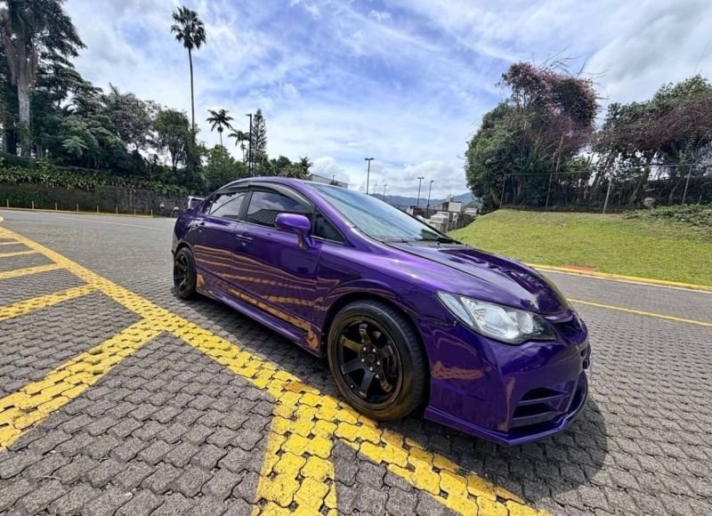 Se vende honda civic