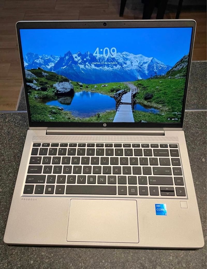 Laptop HP probook semi nueva